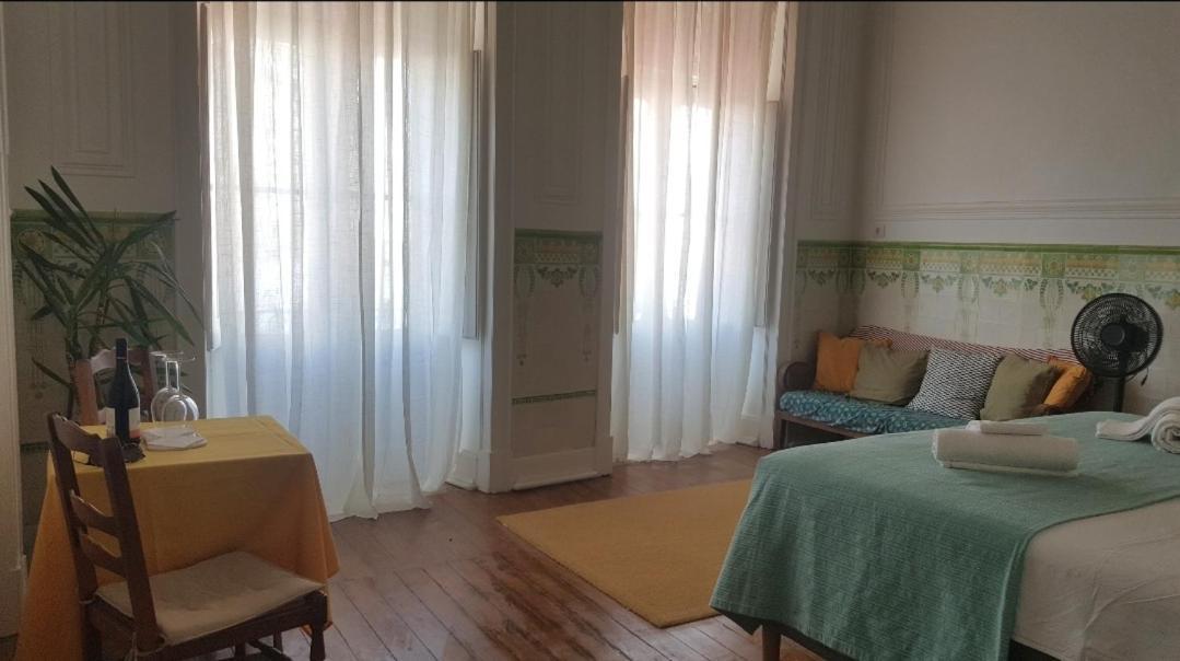 Olhaomirante Guesthouse 외부 사진